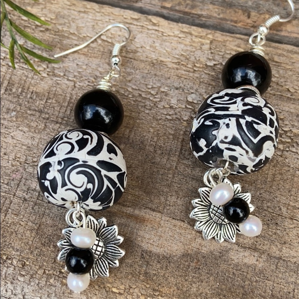 ARTISAN GEMSTONE Earrings